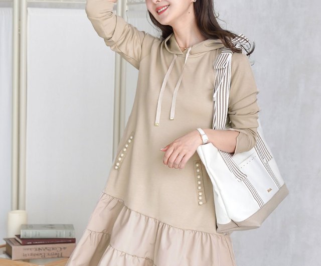 Hoodie dress bonding hem tiered frills / le reve vaniller - Shop