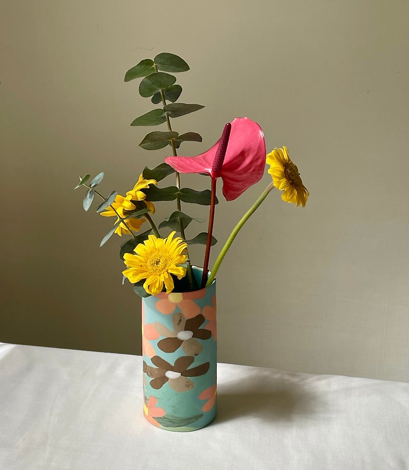 Coffee Flower Cylinder Vase - เซรามิก - เครื่องลายคราม 
