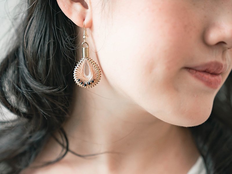 Woven thread earring - Drop Earrings Not Bombs / Bubble milk tea / small - Earrings & Clip-ons - Cotton & Hemp Orange