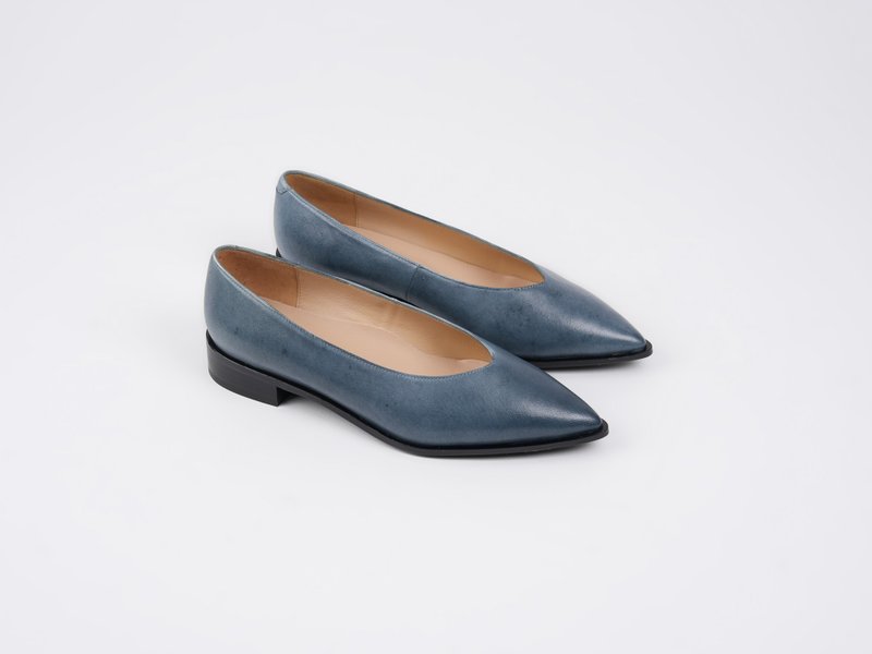 lise V領尖頭鞋 - 墨灰 - 娃娃鞋/平底鞋 - 真皮 灰色