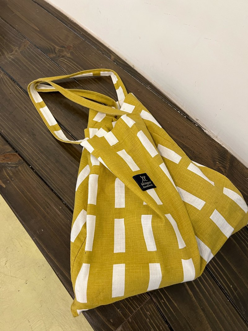 Niche original lemon yellow simple Nordic style shoulder bag canvas bag handmade cloth bag - กระเป๋าแมสเซนเจอร์ - ผ้าฝ้าย/ผ้าลินิน สีเหลือง