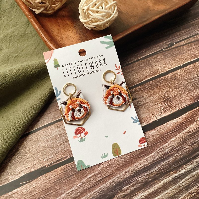 刺繡耳環 | 耳夾 / 耳釘 - 小貓熊 | Littdlework - 耳環/耳夾/耳骨夾 - 繡線 多色