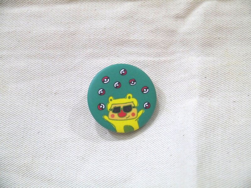 | Magnetic badges | call me Pokemon Masters - Badges & Pins - Plastic Green