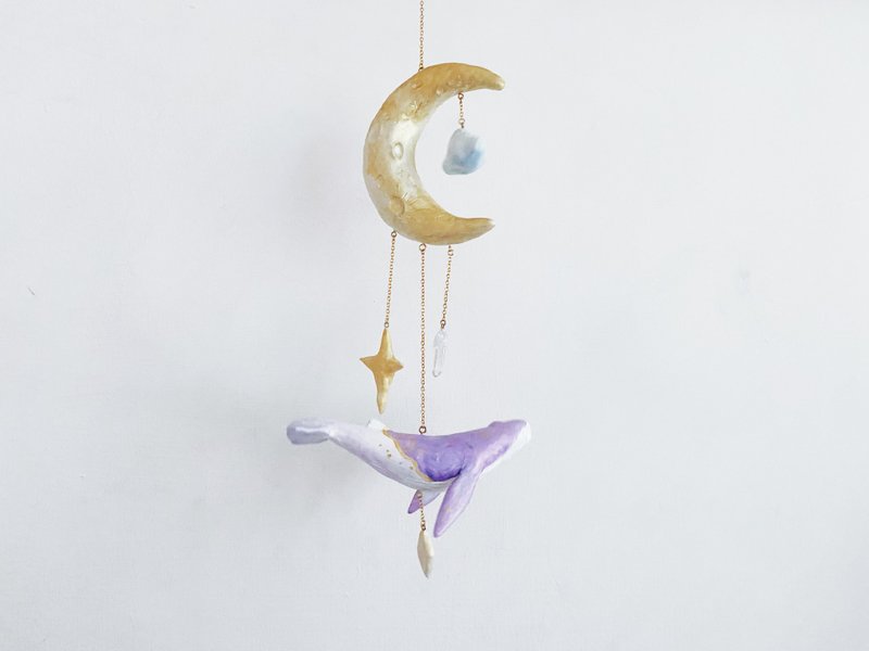 Humpback whale moon wind chime home decoration handmade sculpture doll marine life graduation gift - Items for Display - Clay Pink