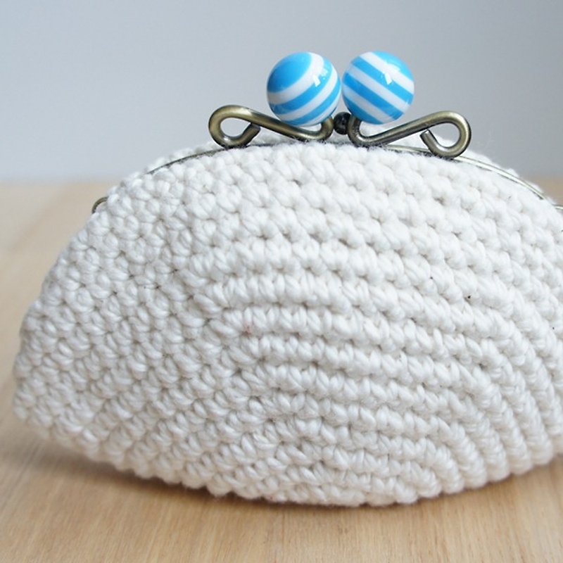 Ba-ba handmade☆ crochet pouch (No.C903) - 化妝包/收納袋 - 其他材質 白色