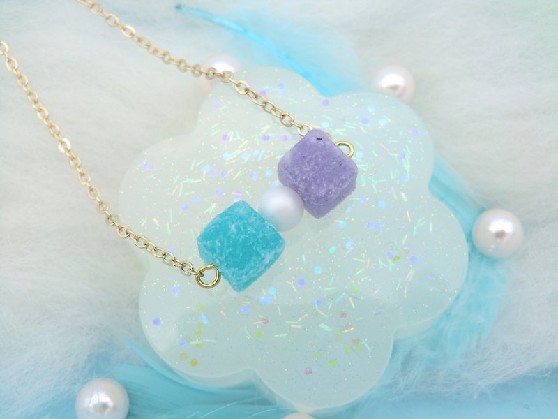 Blue and purple jelly beans necklace - สร้อยคอ - ดินเหนียว สีม่วง
