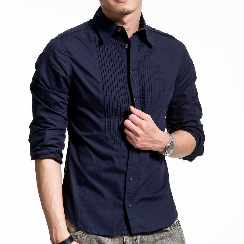 Long sleeve shirt with pin pleated on chest — the photo is dark blue - เสื้อเชิ้ตผู้ชาย - ผ้าฝ้าย/ผ้าลินิน 