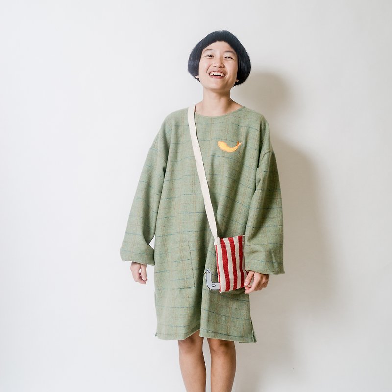 [Fried shrimp delicious / Peng Peng dress] - green lattice cloth - ชุดเดรส - ขนแกะ สีเขียว