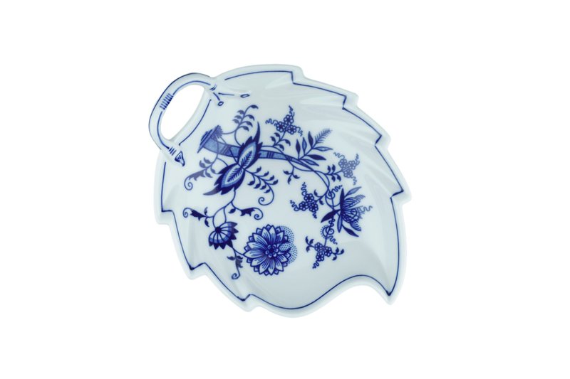 布拉格高堡精雕葉片深盤-19CM / 新婚成家送禮 - 盤子/餐盤/盤架 - 瓷 白色