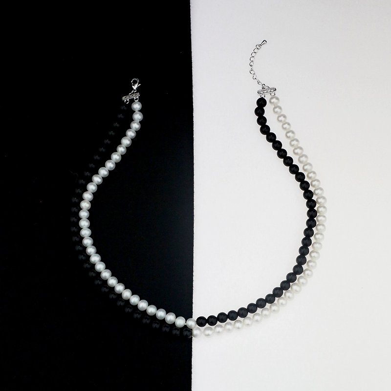 Miss Queeny original | black and white picture of natural pearl black onyx double-decker necklace - สร้อยคอ - เครื่องเพชรพลอย สีทอง