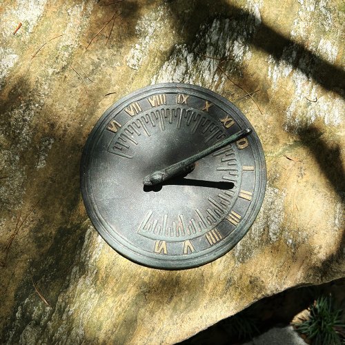 隠された日本青銅製ローマ数字日時計 - ショップ yin-wuuu 置物 - Pinkoi