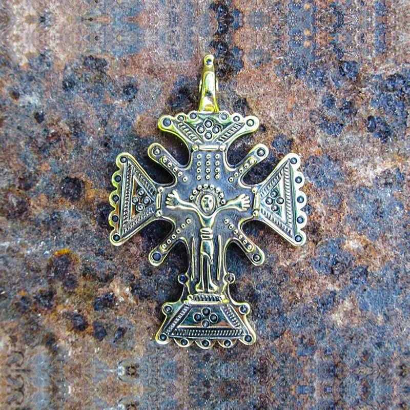 Ukrainian brass cross necklace pendant,Vintage Brass Cross necklace pendant - 吊飾/掛飾 - 銅/黃銅 金色