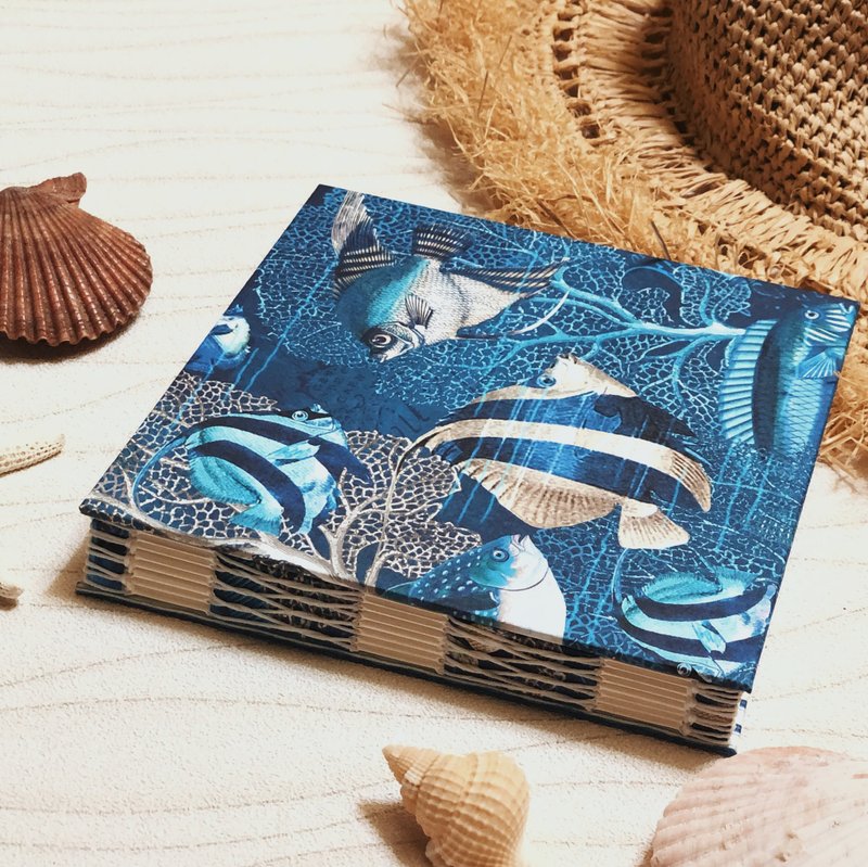 鱷魚小姐 海底世界 法式手工書 - 筆記本/手帳 - 紙 