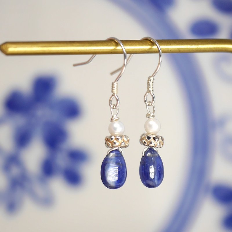 Kyanite Pearl Classic Earrings Sterling Silver Ears with Natural Freshwater Pearls - Earrings & Clip-ons - Semi-Precious Stones Blue