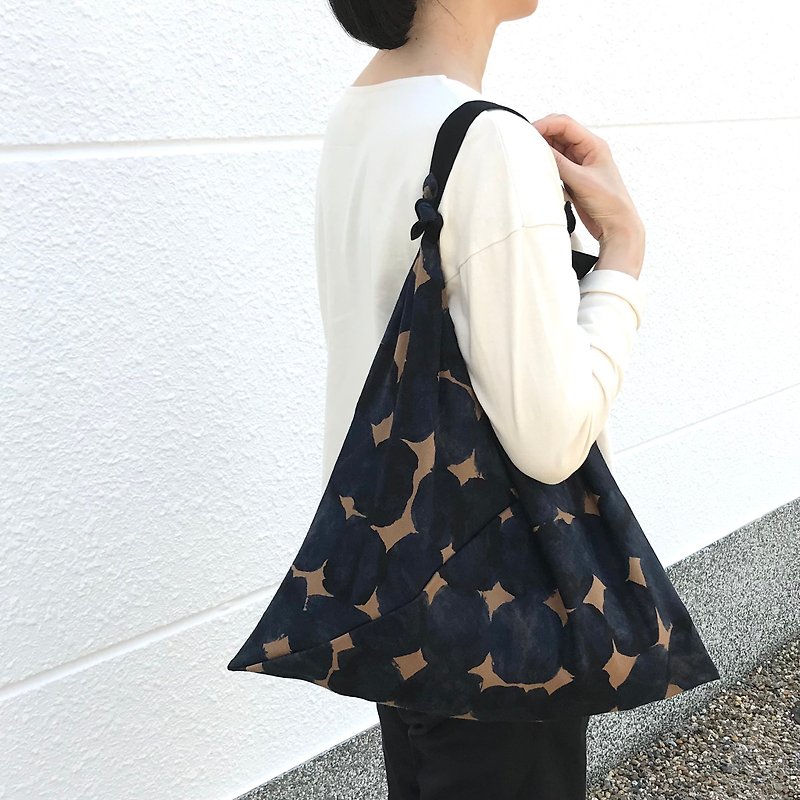 Carrying bag Azuma bag Limited quantity Autumn/Winter Dot M/harunohi - Handbags & Totes - Cotton & Hemp Brown