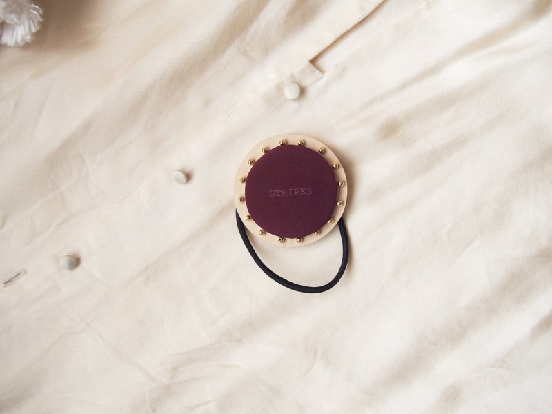 CIRCLE HAIR ELASTIC【S size】 ~ matte burgundy × gold beads - 髮夾/髮圈 - 木頭 紅色