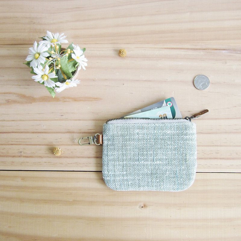 Coin Purses  with Key Chain Hand-woven and Botanical dyed Cotton Green Color - 零錢包/小錢包 - 棉．麻 綠色