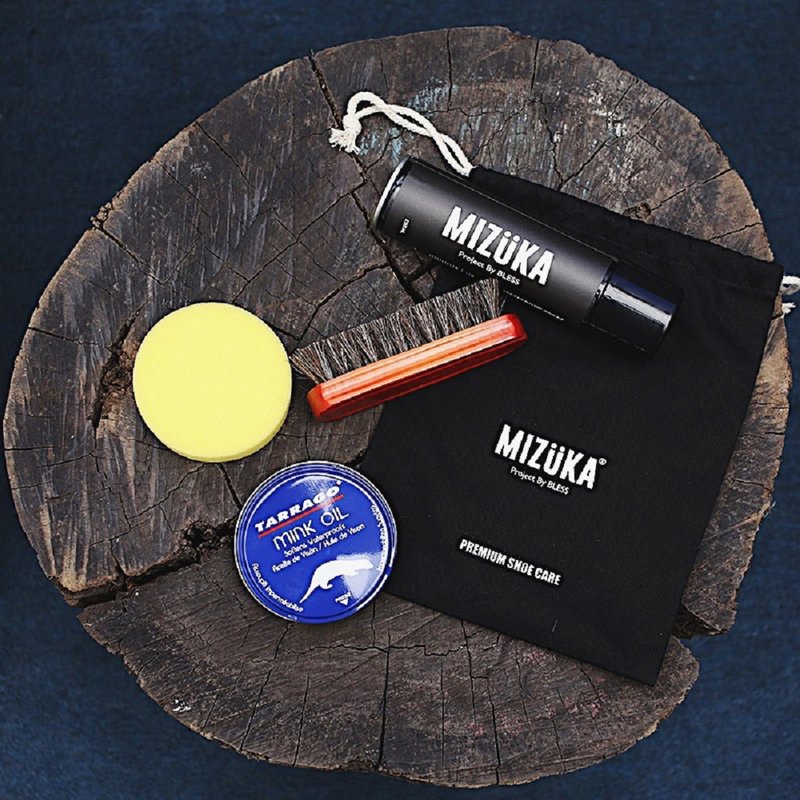 Mink oil care and maintenance shoes leather clothing maintenance cleaning set shoe polish horse hair brush waterproof spray - อื่นๆ - วัสดุอื่นๆ สีดำ