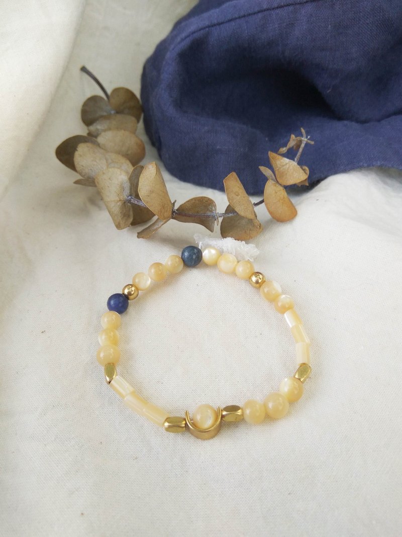 30% off at the end of the year│Summer cat's eye clamshell blue coral blue Stone soda Stone Bronze bracelet - สร้อยข้อมือ - คริสตัล สีเหลือง