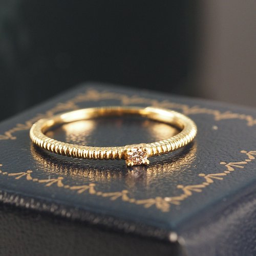 IRIZA Jewellery 18K金棕色鑽石線戒指 18K Gold The Brown Diamond Wire Ring