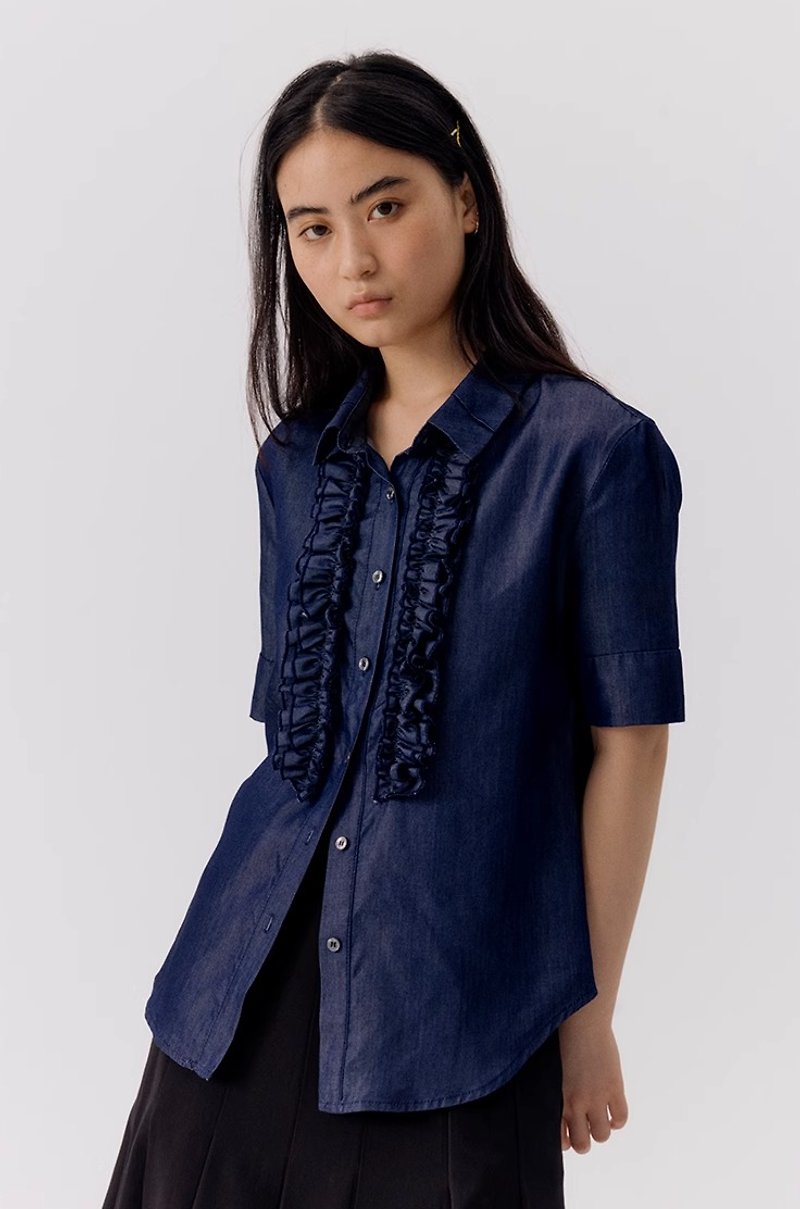 Japanese retro wood ear lace denim short-sleeved shirt - เสื้อเชิ้ตผู้หญิง - วัสดุอื่นๆ สีน้ำเงิน