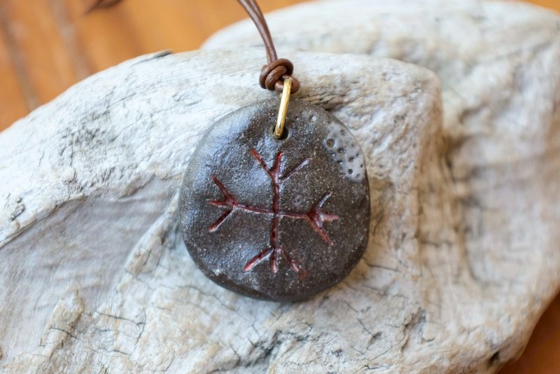 【快速出貨】 四方連接盧恩魔法擴香項鍊擴香石 - 項鍊 - 陶 黑色