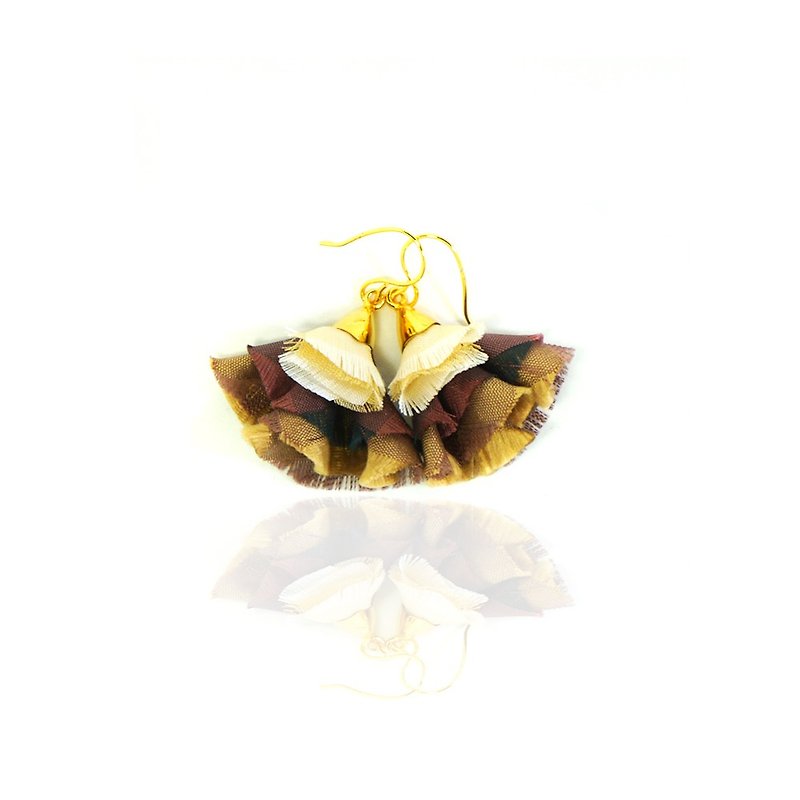 Thai silk Earrings (Size L)  BB  Brown cream - Gold Color metal - 耳環/耳夾 - 貴金屬 