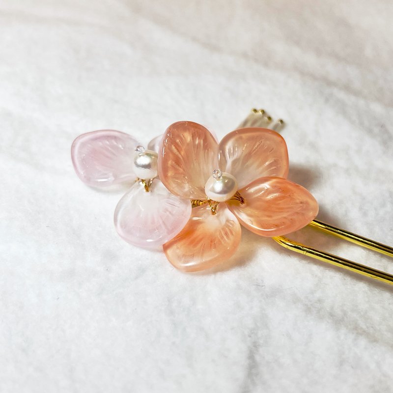 Temperament Camellia Pearl Hairpin丨Elegance‧ One thing, one picture‧ - Hair Accessories - Pearl Pink