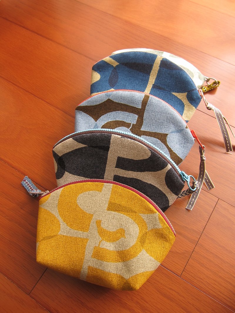 Limited shell zipper bag - กระเป๋าเครื่องสำอาง - ผ้าฝ้าย/ผ้าลินิน หลากหลายสี