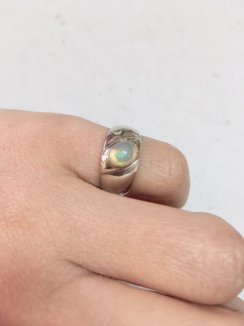 オパール指輪手作りネパール92.5％シルバー - リング - 半貴石 