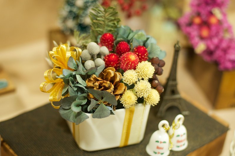 Fleurir BlossomingTimeクリスマスフラワーギフトクリスマスギフトドライフラワーエクスチェンジギフト - ドライフラワー・ブーケ - 寄せ植え・花 