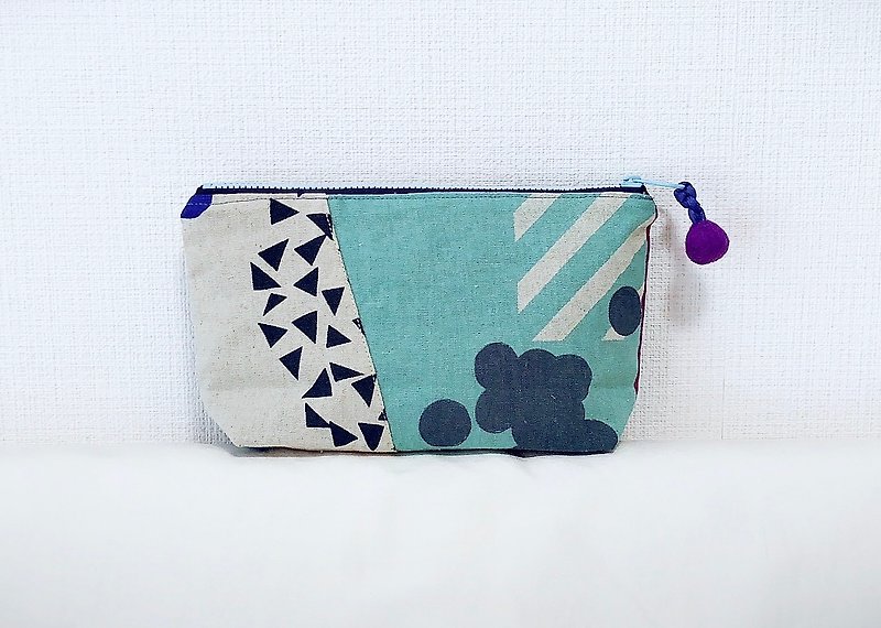 Stitching cosmetic bag - imported from Japan - water blue geometry + blue dot - Toiletry Bags & Pouches - Cotton & Hemp Blue