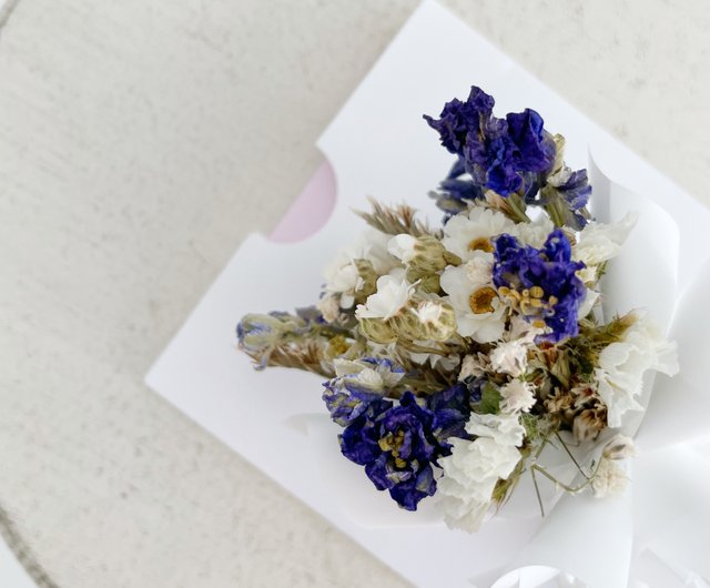 Bouquet of natural dried flowers