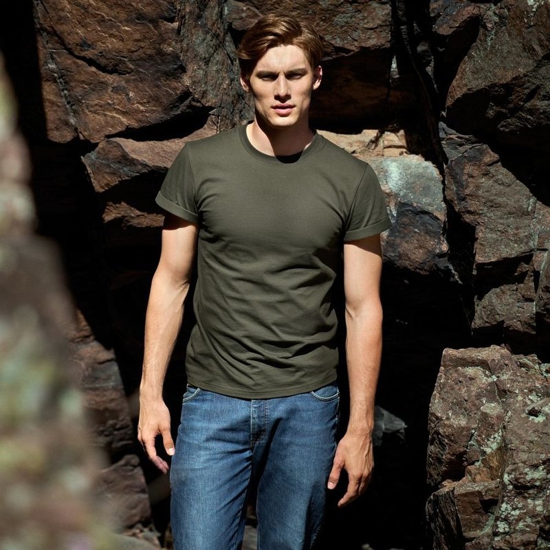 北歐極簡 - Roll-Up Tee 捲袖圓領T - 軍綠 - 男装 T 恤 - 棉．麻 綠色