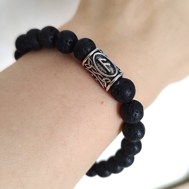 Stylish lava bracelet Jewelry runic amulet - 手鍊/手環 - 半寶石 黑色