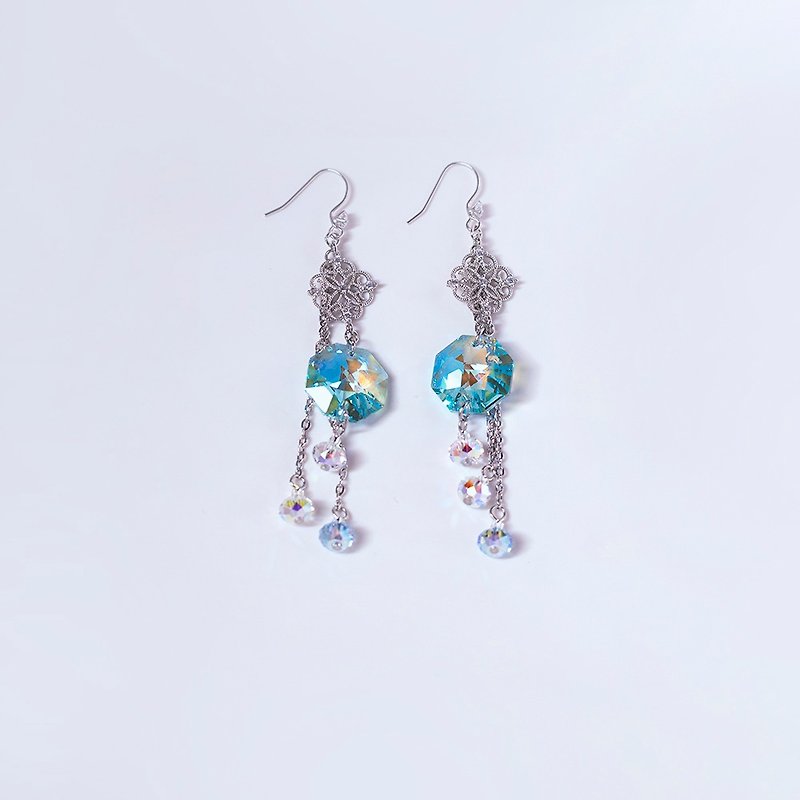 [Claudia] Dazzling faceted crystal earrings, anti-allergic Valentine’s Mother’s Day gift - ต่างหู - คริสตัล ขาว