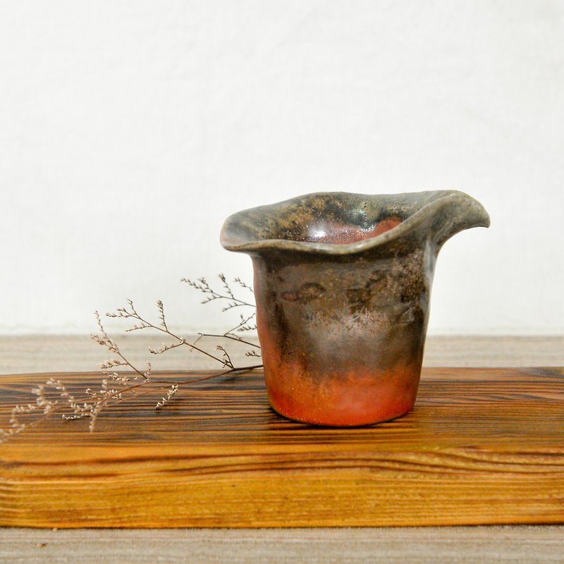 Chai pottery hand made a deep eversion tea sea cup fair cup - ถ้วย - ดินเผา สีนำ้ตาล