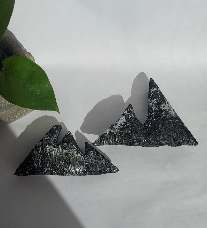 【黑山也_檜木香香包】 台灣檜木絲/木質芳香/擺飾 - 擺飾/家飾品 - 木頭 