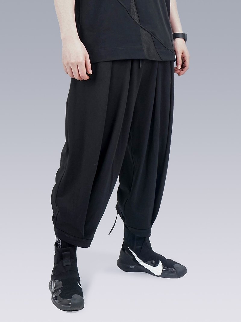Wide-leg and foot-adjustable samurai pants loose Japanese eight-point trousers with pleats casual kendo pants - Men's Pants - Polyester Black
