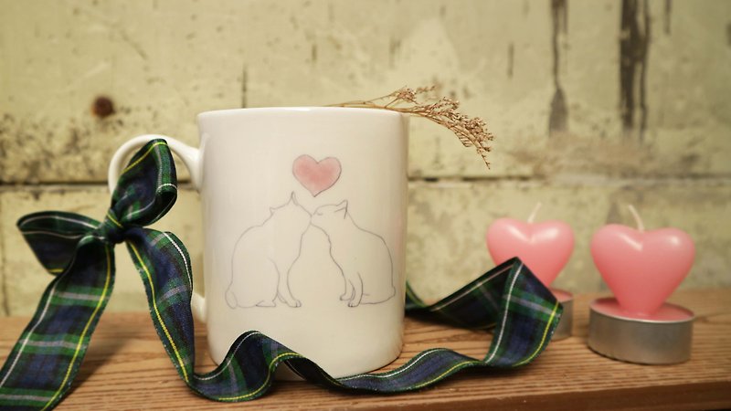 Buy two, get one free bone china mug - Christmas gift for cat lovers - แก้วมัค/แก้วกาแฟ - เครื่องลายคราม สึชมพู