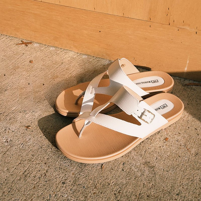 WALKING ZONE SUPER WOMAN Flat Cross Flip-Flops for Women - White - Slippers - Other Materials 