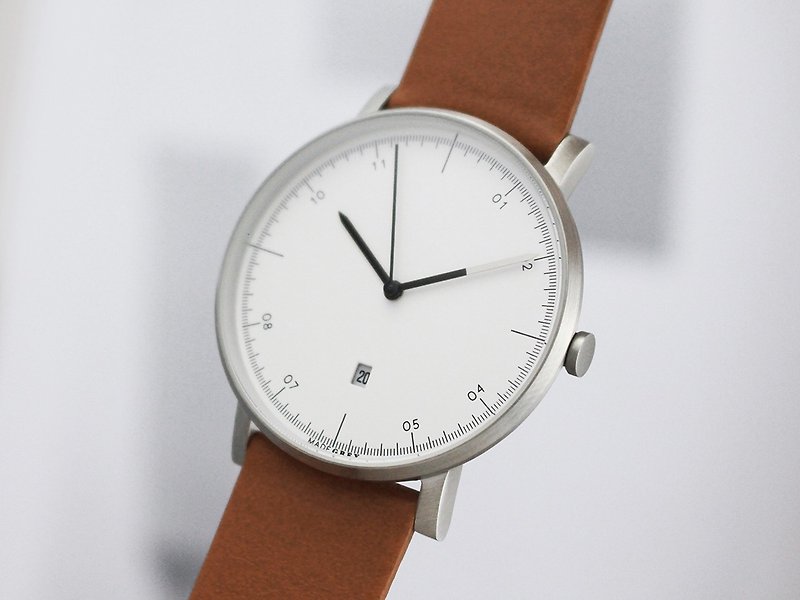 Silver MG001 Watch | Leather Band - นาฬิกาผู้หญิง - โลหะ สีเงิน