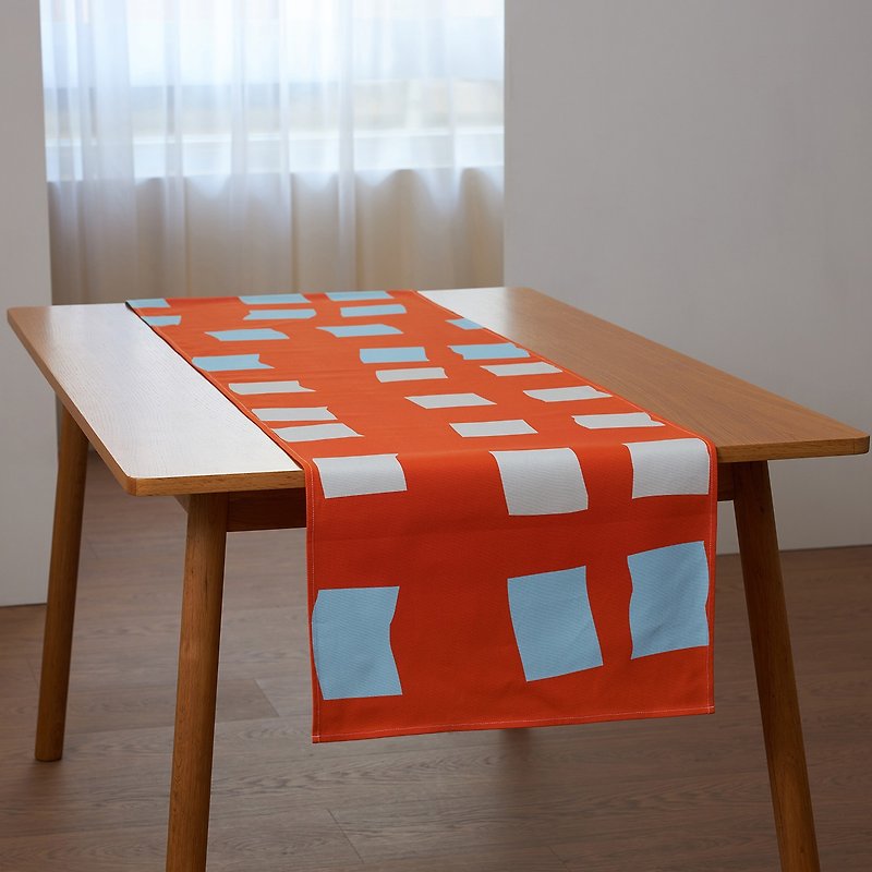 Printed canvas table runner/kite red - ผ้ารองโต๊ะ/ของตกแต่ง - ผ้าฝ้าย/ผ้าลินิน หลากหลายสี
