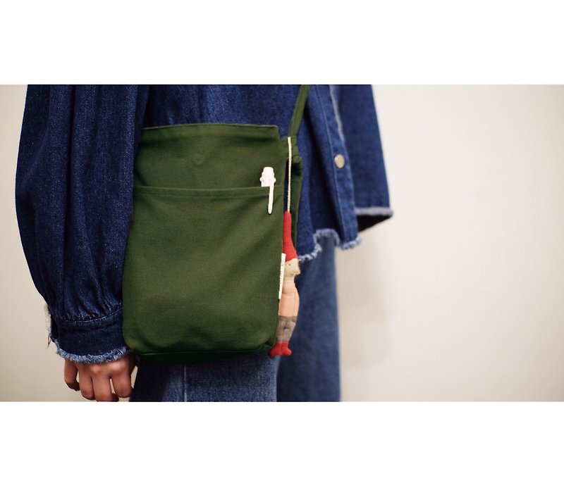 ARMY cross body bag - กระเป๋าแมสเซนเจอร์ - ผ้าฝ้าย/ผ้าลินิน สีเขียว