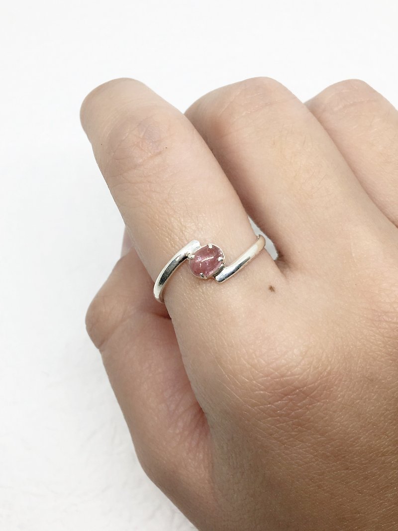 粉紅碧璽925純銀曲線戒指 尼泊爾手工鑲嵌製作 - 戒指 - 寶石 粉紅色