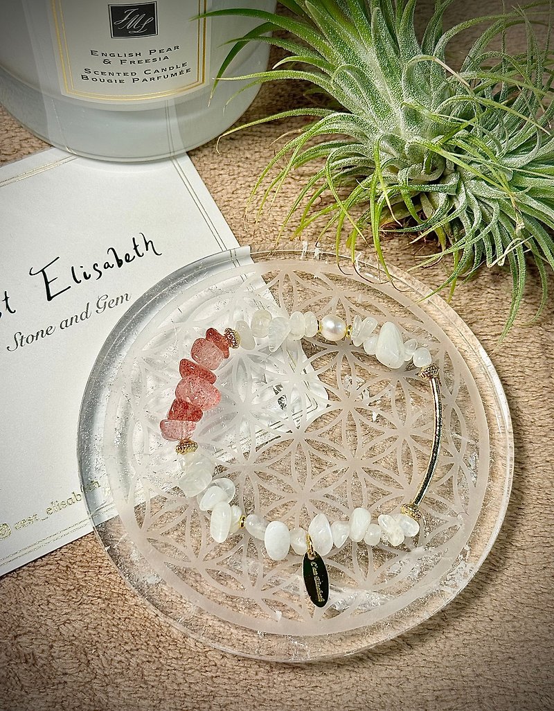 Sakura Time - Translucent Strawberry Quartz Moonstone Freshwater Pearl 14k Gold Filled Bracelet - สร้อยข้อมือ - คริสตัล 