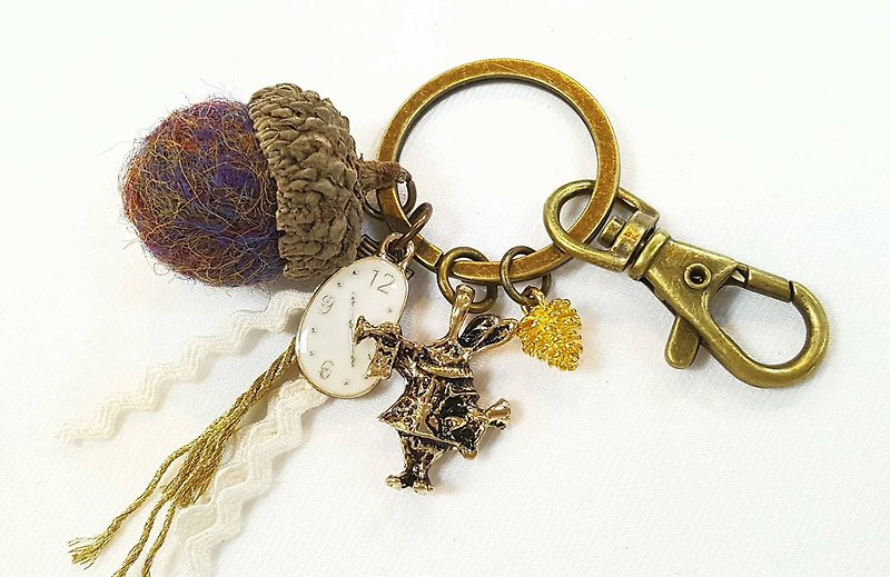 Paris*Le Bonheun. Forest of happiness. The mysterious country of rabbits. Wool felt acorns. Pine cone key ring charm - Keychains - Other Metals Multicolor
