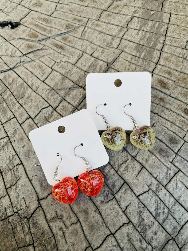 水晶玻璃 夜光耳環 愛心 貓頭鷹 台灣 瓶中信 幸運草 - 耳環/耳夾/耳骨夾 - 玻璃 