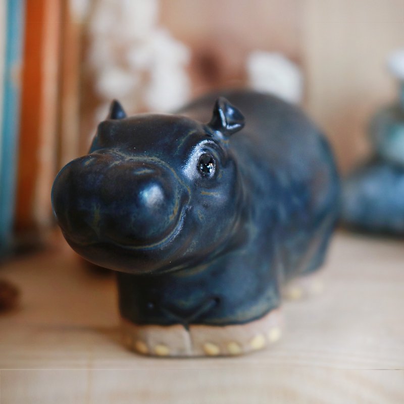 HappY - Hippo (Black) - Items for Display - Pottery 