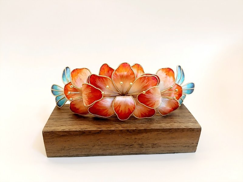 Red Lotus Reflecting Pond Red Gradient Lotus Ancient Style Velvet Flower Cloisonné Hairpin Hair Accessories Traditional Accessories - เครื่องประดับผม - งานปัก สีแดง